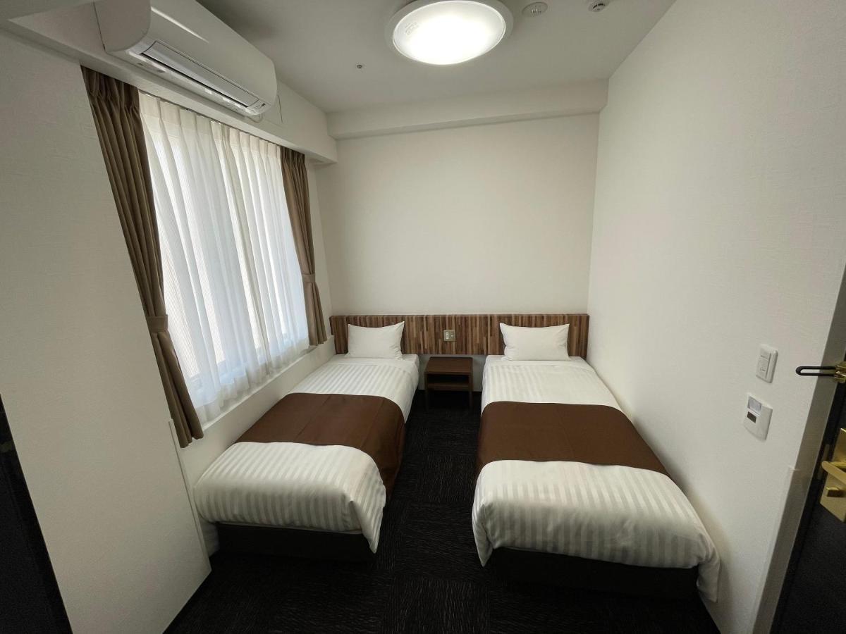 Ueno Urban Hotel Annex Tokyo Esterno foto
